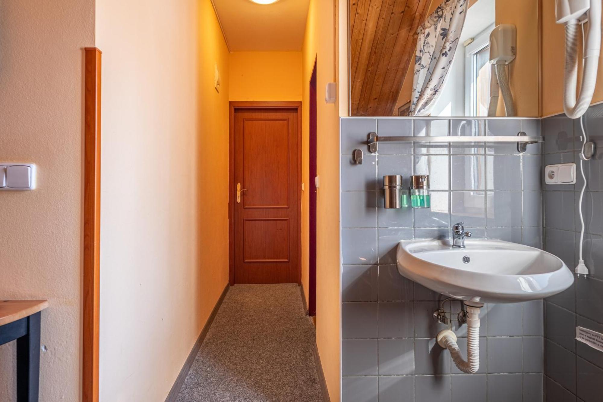 Penzion U Zpevaku Nove Hute Extérieur photo